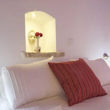 Palatakia - Adults Only * Kato Dris