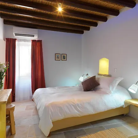 Palatakia - Adults Only * Kato Dris