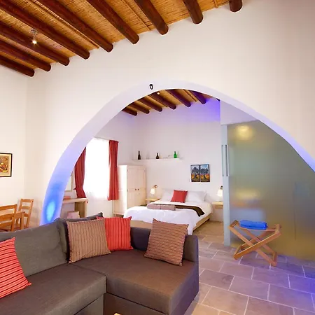 Palatakia - Adults Only Kato Dris