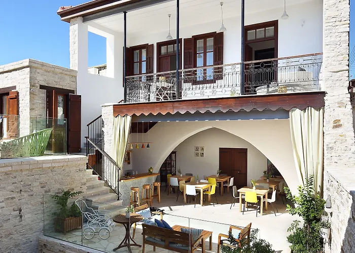 Palatakia - Adults Only * Kato Drys