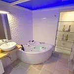 Palatakia - Adults Only * Kato Drys