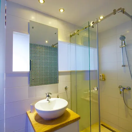 Palatakia - Adults Only Kato Drys