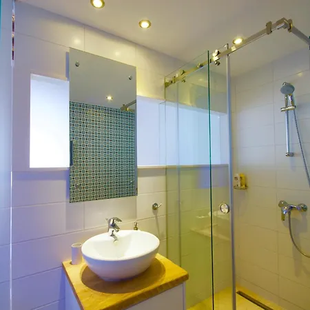 Palatakia - Adults Only Kato Drys