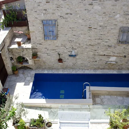 Palatakia - Adults Only Kır Evi *